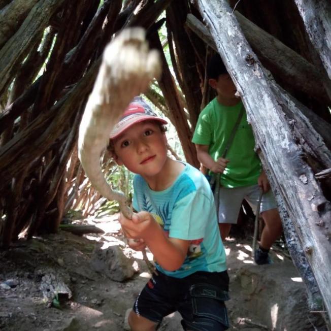 Lucas chef de la cabane